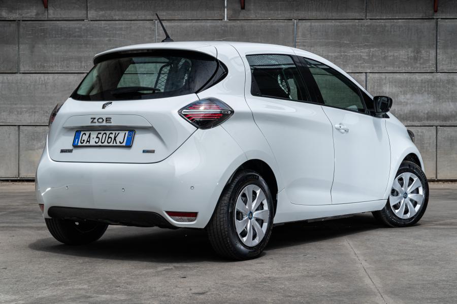  Renault Zoe Van 2020 года  (фото 12 из 26)